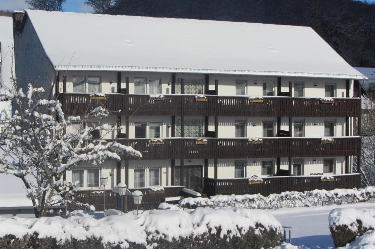 Appartementhaus Eifeladventures Berlingen Exterior photo